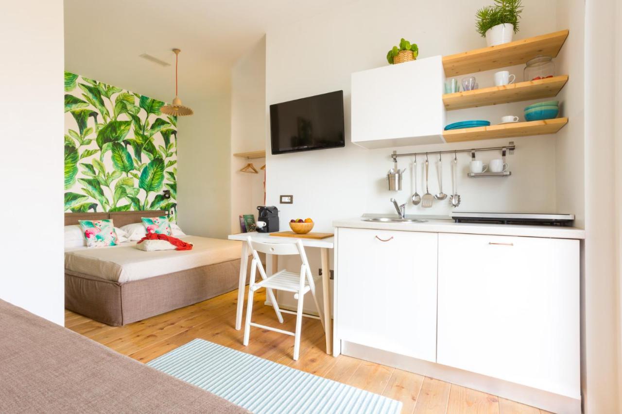 Duomo Views, Light, Jungle-Inspired Studio With Terrace Μιλάνο Εξωτερικό φωτογραφία