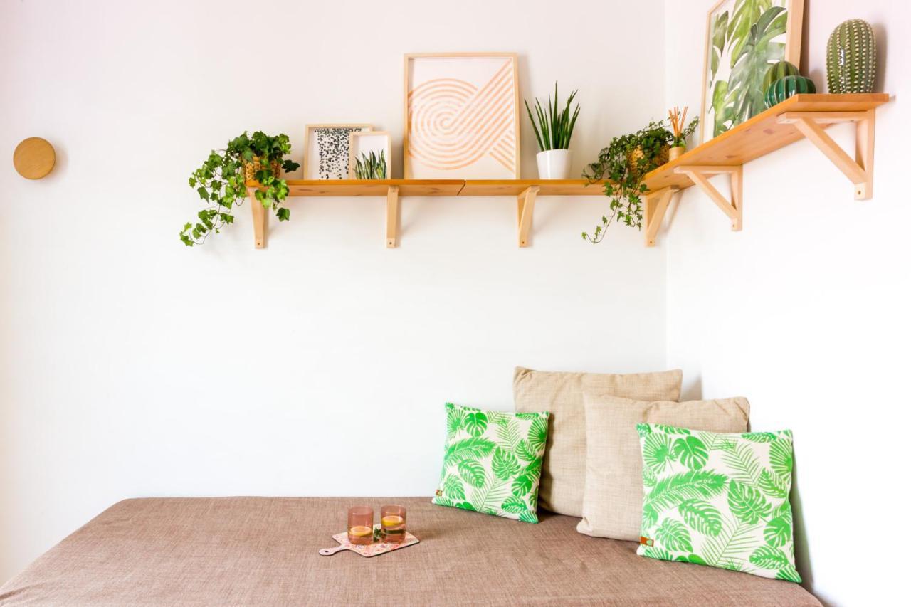 Duomo Views, Light, Jungle-Inspired Studio With Terrace Μιλάνο Εξωτερικό φωτογραφία